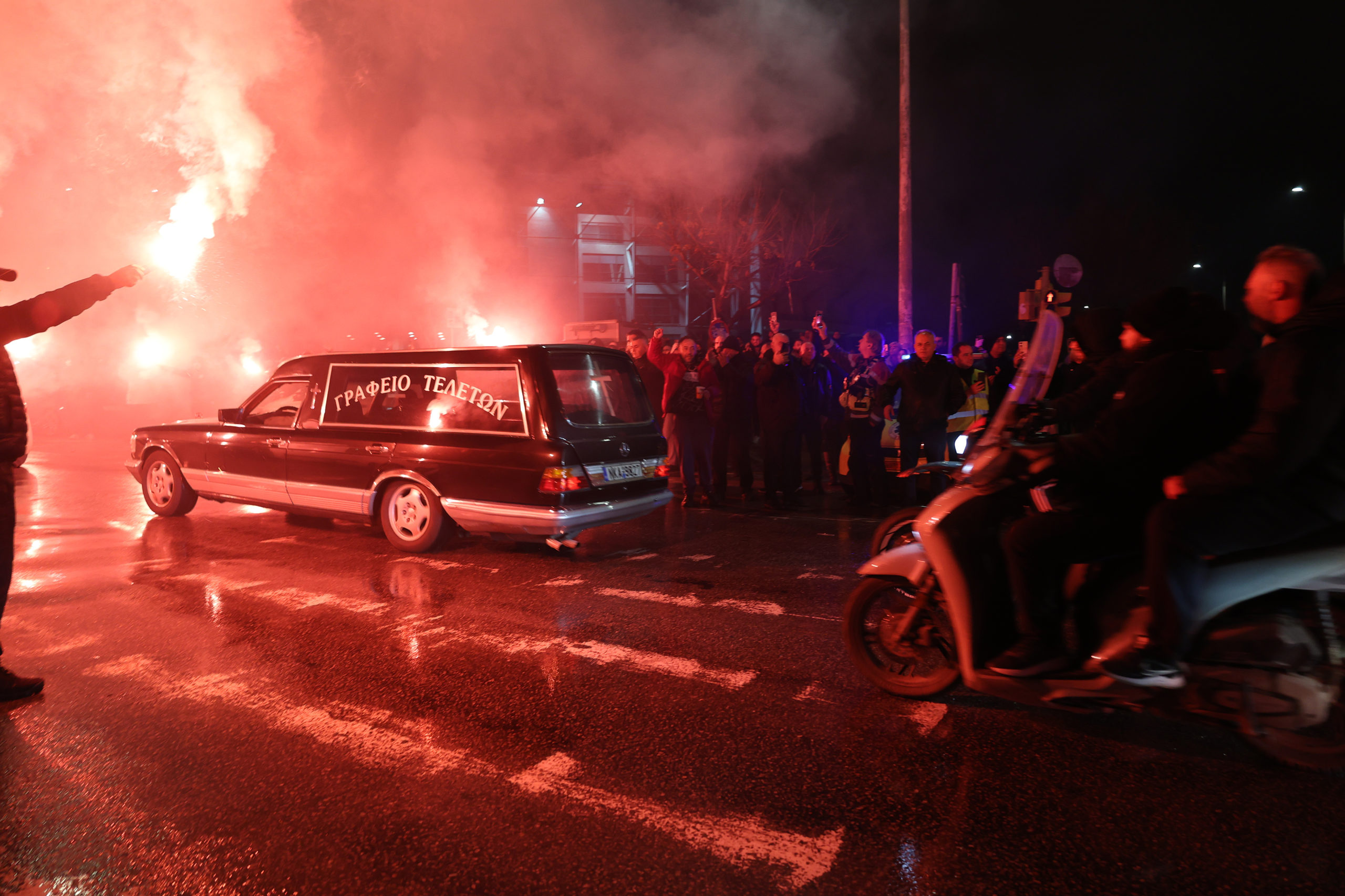 Τούμπα, Νεκροί, Οπαδοί, μηχανοκίνητη πορεία