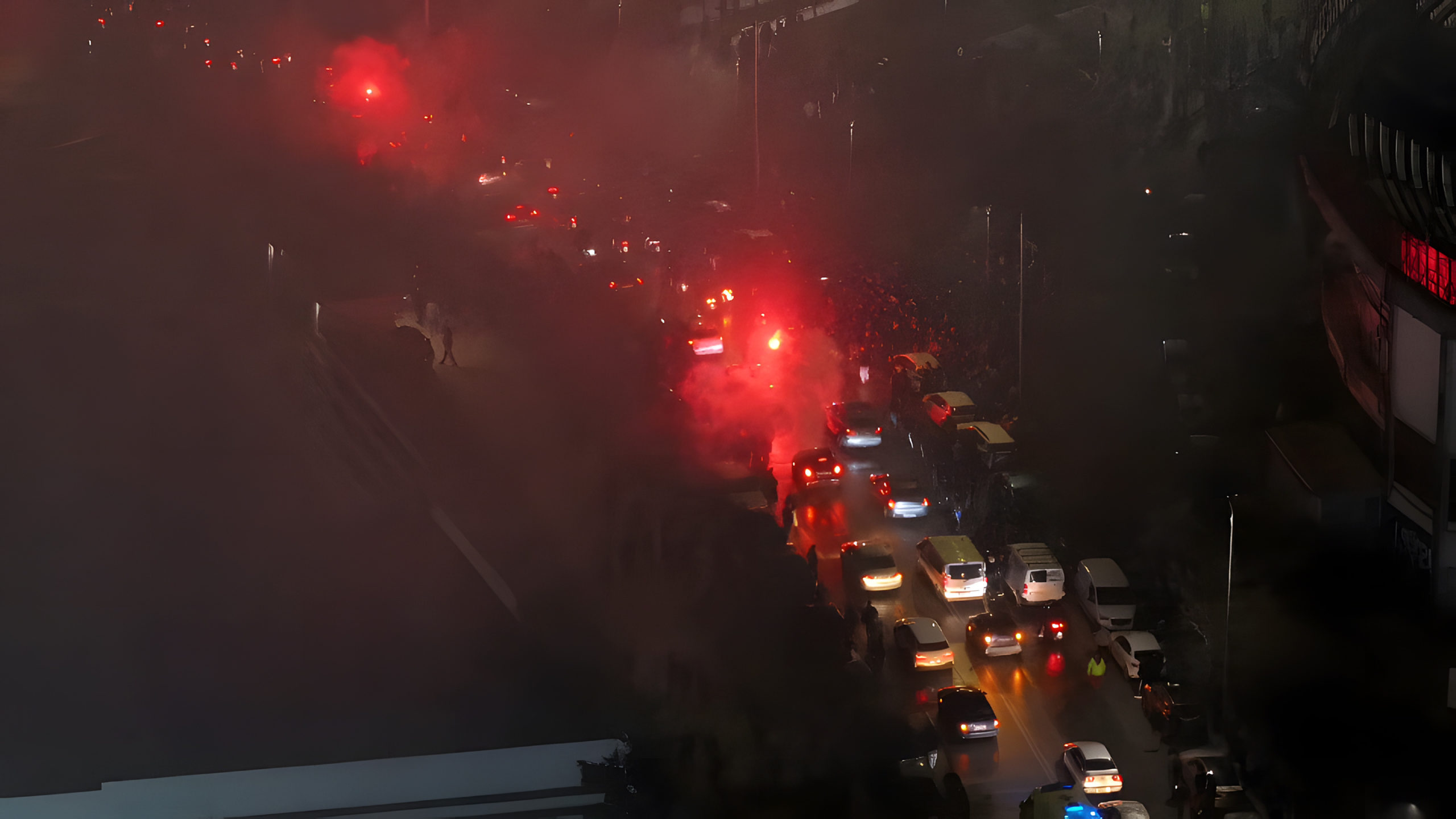 Τούμπα, Νεκροί, Οπαδοί, μηχανοκίνητη πορεία