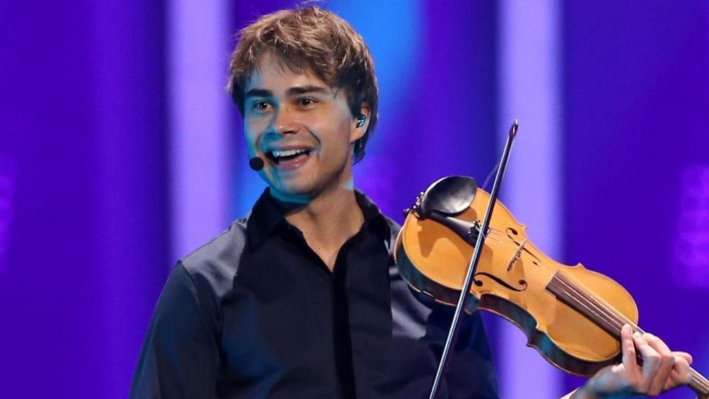 Αλεξάντερ Ρίμπακ: Επιστρέφει στη Eurovision και διεκδικεί την εκπροσώπηση της Νορβηγίας