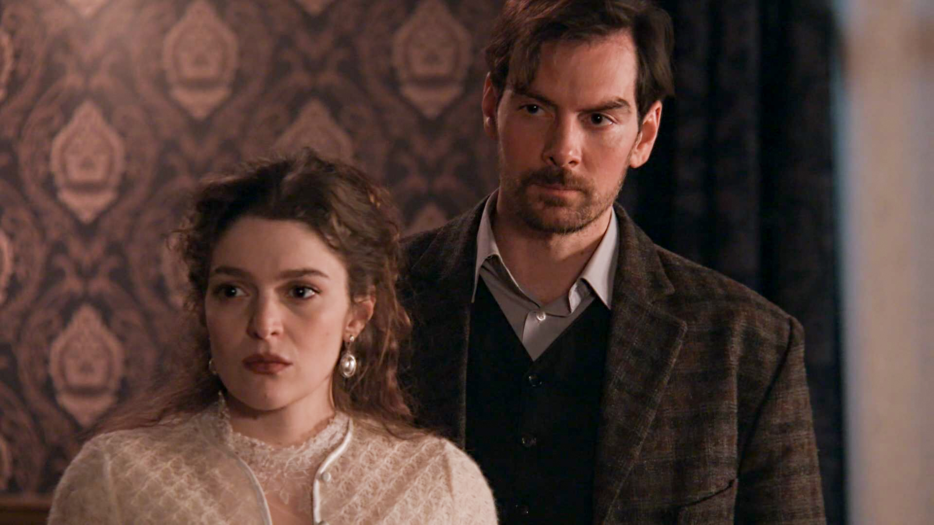 Grand Hotel: Αλίκη και Πέτρος εμφανίζονται μαζί στο ξενοδοχείο