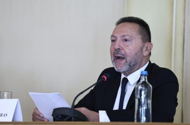 Γιάννης Στουρνάρας