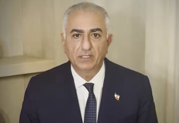 ΡΕΖΑ ΠΑΧΛΑΒΙ