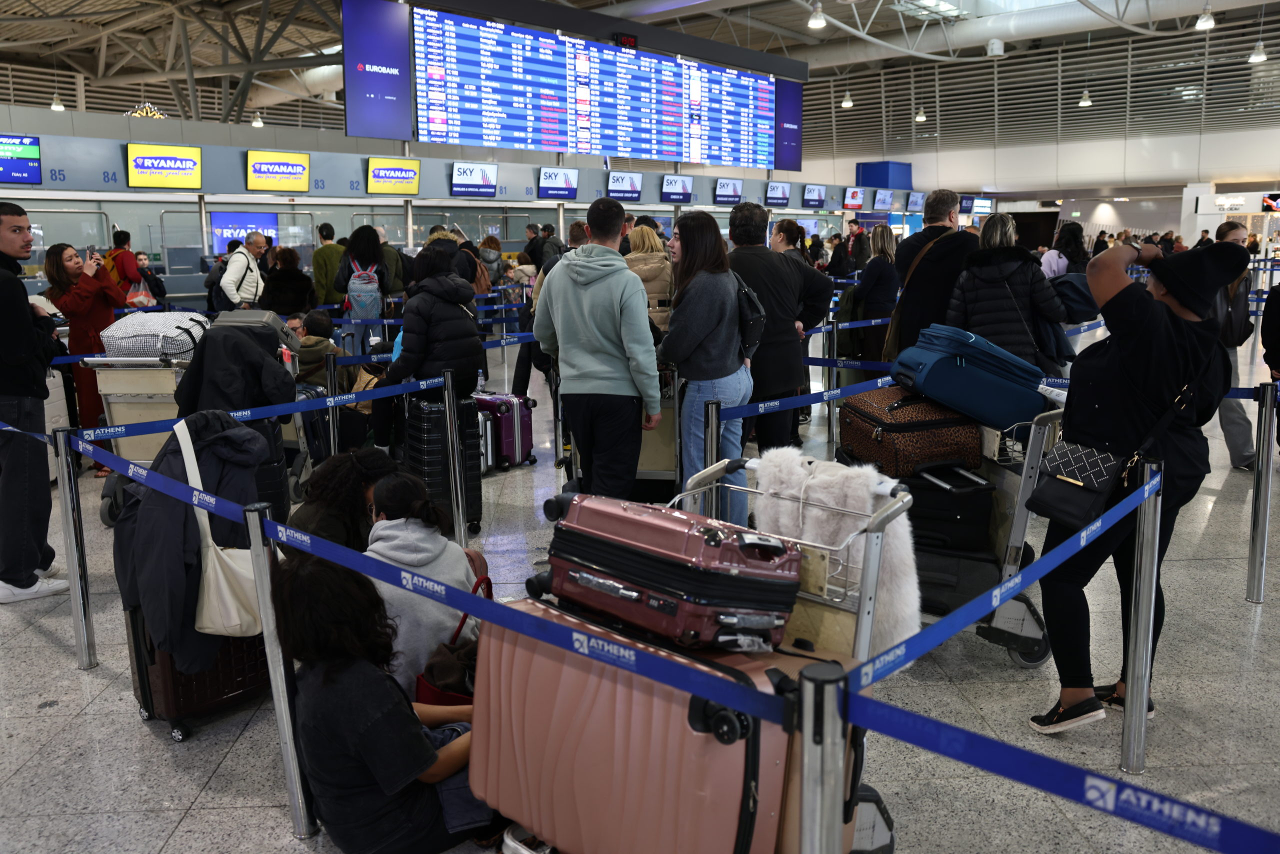 ΥΠΑ για FIR Αθηνών: Μαζική παρεμβολή σχεδόν σε όλες τις συχνότητες, πρωτοφανές περιστατικό