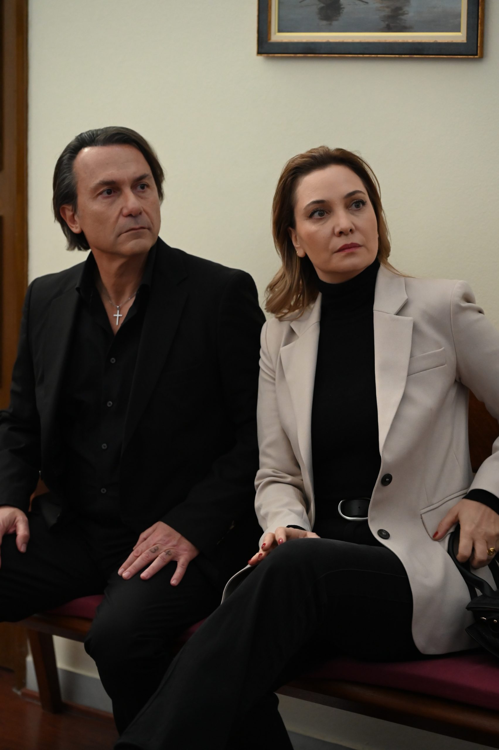 Να μ' αγαπάς