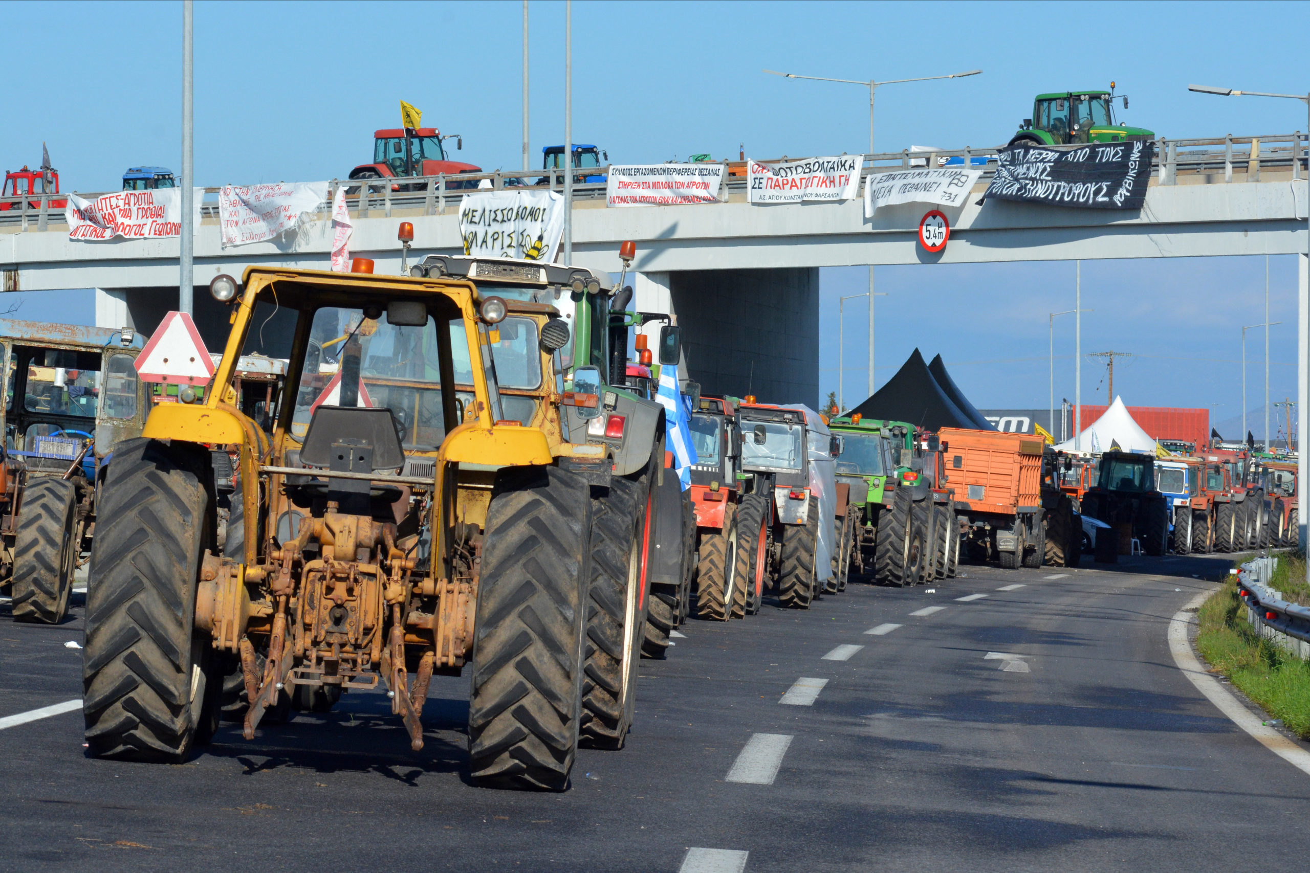 Η πρώτη αντίδραση των αγροτών της Νίκαιας μετά τις δηλώσεις Μαρινάκη: «Δεν πιεζόμαστε – Περιμένουμε την εξειδίκευση των μέτρων και αποφασίζουμε»