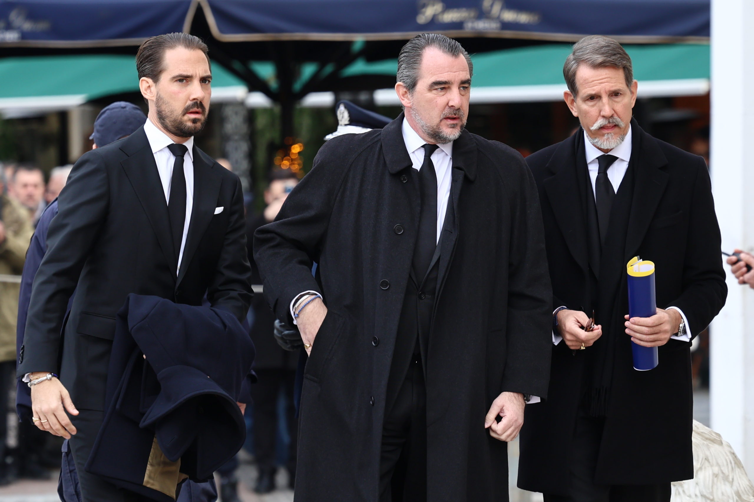 Κηδεία Πριγκίπισσας Ειρήνης: Παύλος, Νικόλαος και Φίλιππος Ντε Γκρες στη Μητρόπολη