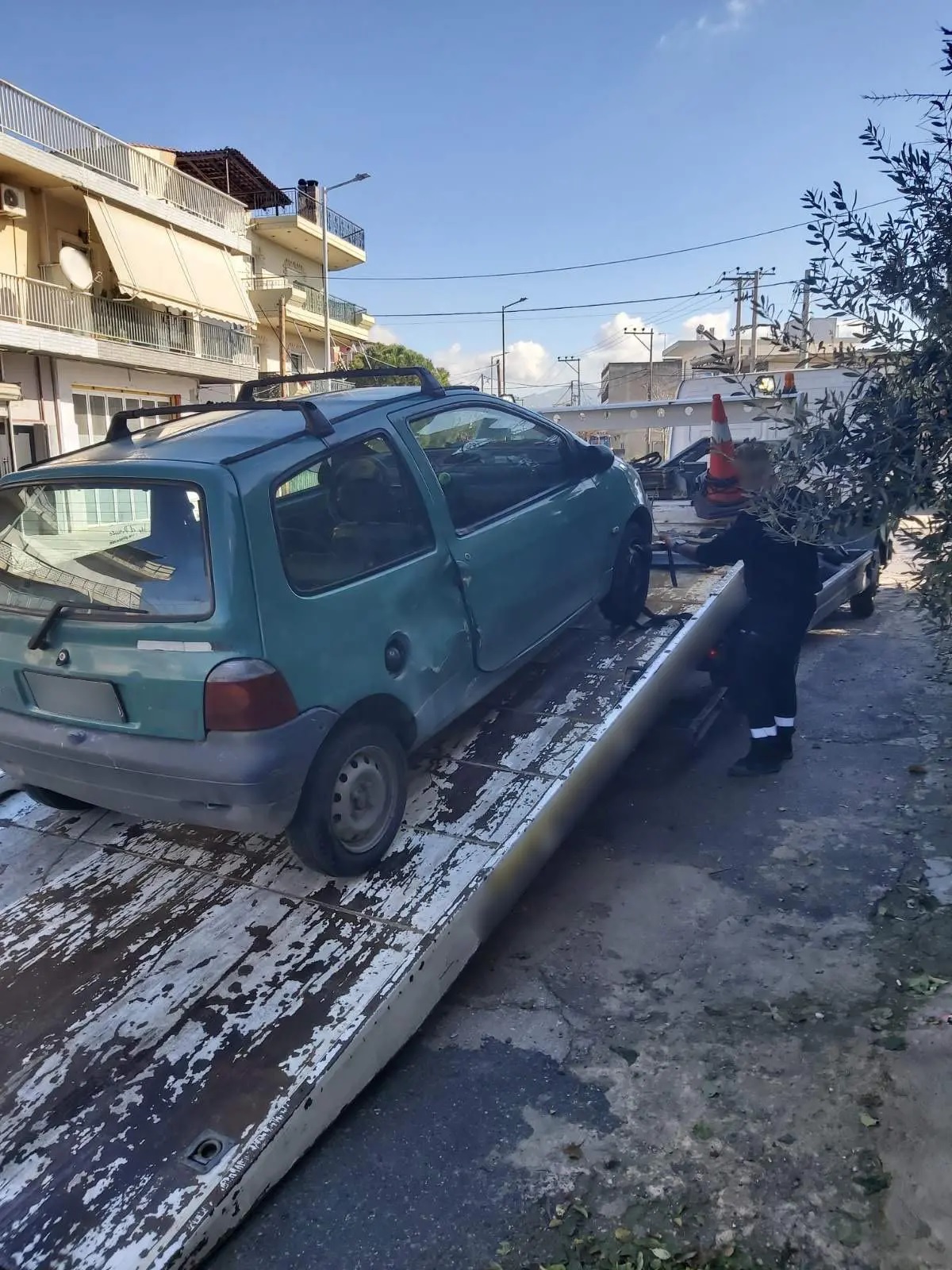 Ειδική επιχείρηση της ΕΛΑΣ σε οικισμό των Αχαρνών
