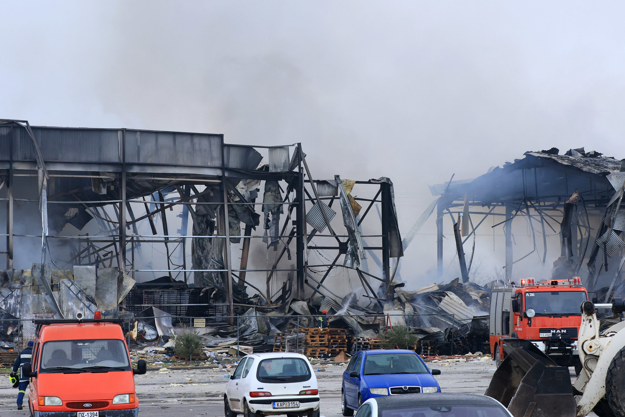 φωτιά εργοστάσιο Τρίκαλα