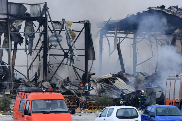 φωτιά εργοστάσιο Τρίκαλα