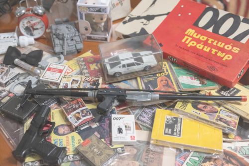 ΤΖΕΙΜΣ ΜΠΟΝΤ