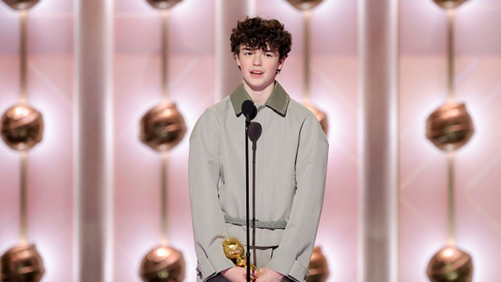 Χρυσές Σφαίρες Όουεν Κούπερ