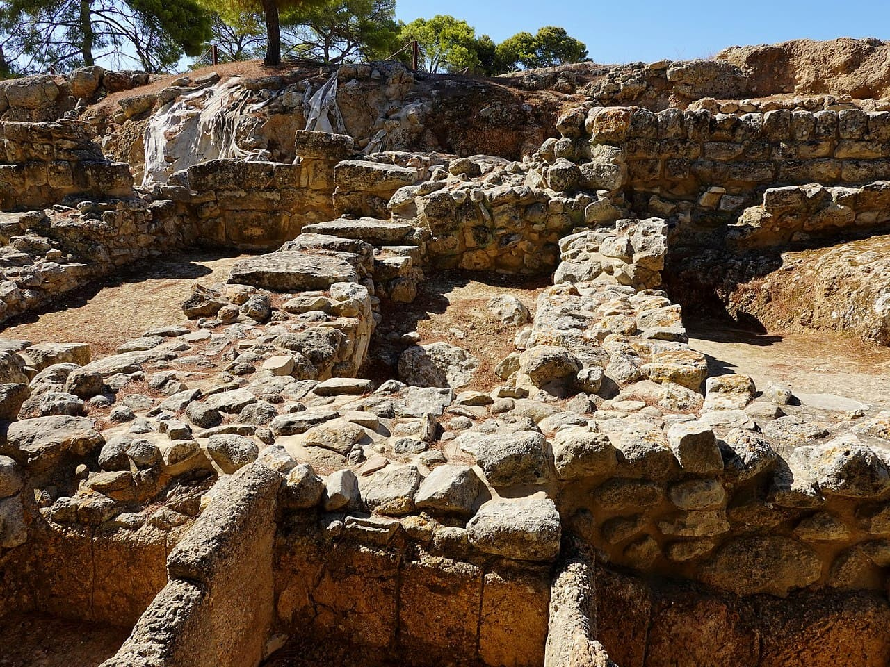 Το σημείο ανακάλυψης, το Αρχειοφυλάκειο του αρχαίου ανακτόρου της Φαιστού στην Κρήτη. Φωτογραφία: Olaf Tausch / Wikimedia Commons 
