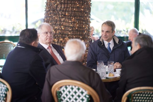 Μητσοτάκης- Τασούλας- καφές- Κολωνάκι