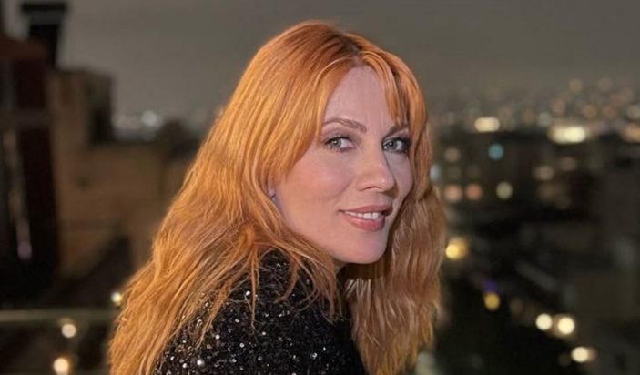 Σμαράγδα Καρύδη