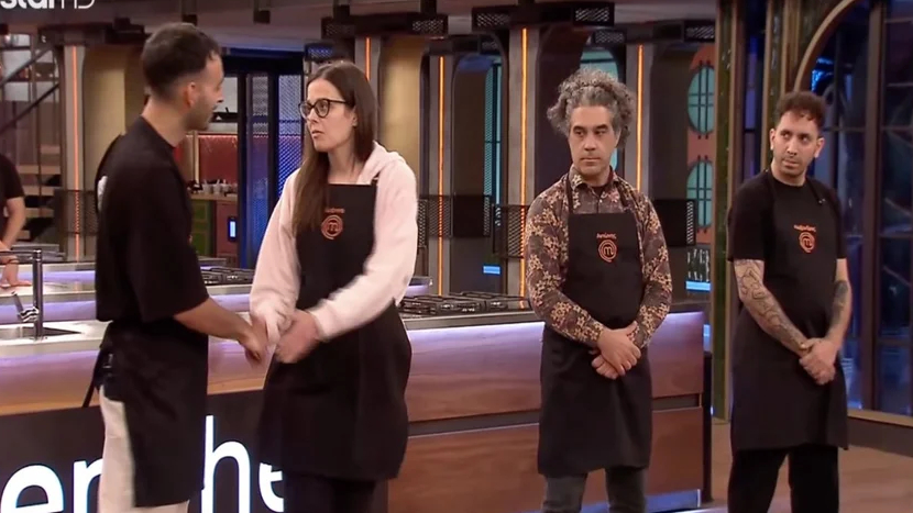 MasterChef: Ποιοί είναι οι δύο πρώτοι διαγωνιζόμενοι που αποχώρησαν με το «καλημέρα» – Δείτε βίντεο