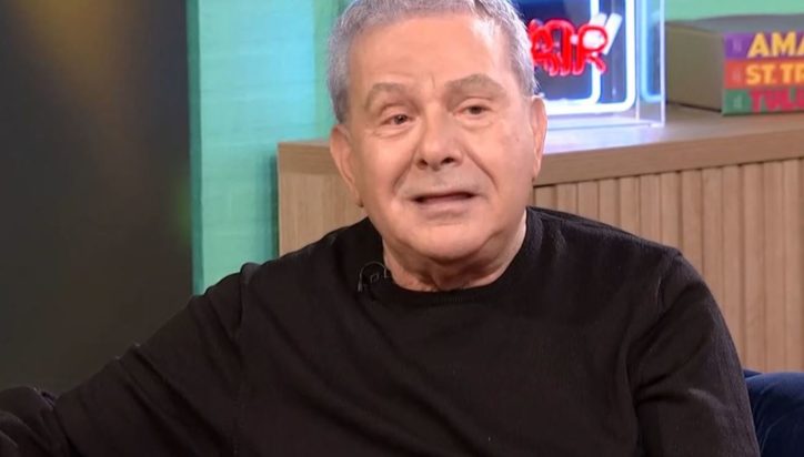 Μανώλης Μητσιάς