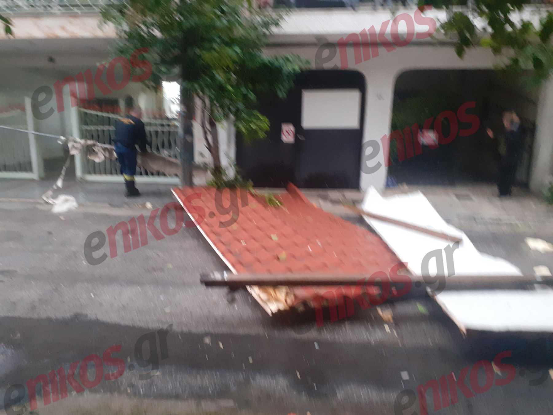 Νίκαια, κακοκαιρία, Αττική, σκεπή