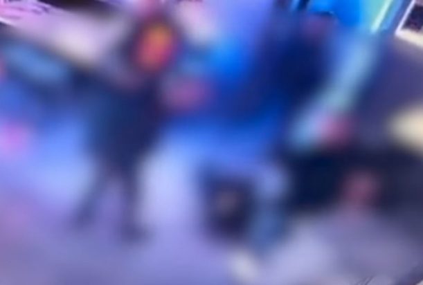 Πάτρα, ξύλοδαρμός