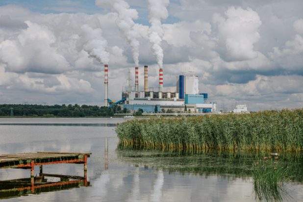 Επιστήμονες βρήκαν τρόπο να μετατρέψουν το CO2 σε πολύτιμη πηγή καυσίμου. Φωτογραφία: Pexels