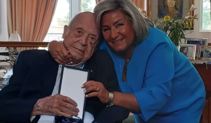 Μίμης Πλέσσας Λουκίλα Καρρέρ Πλέσσα