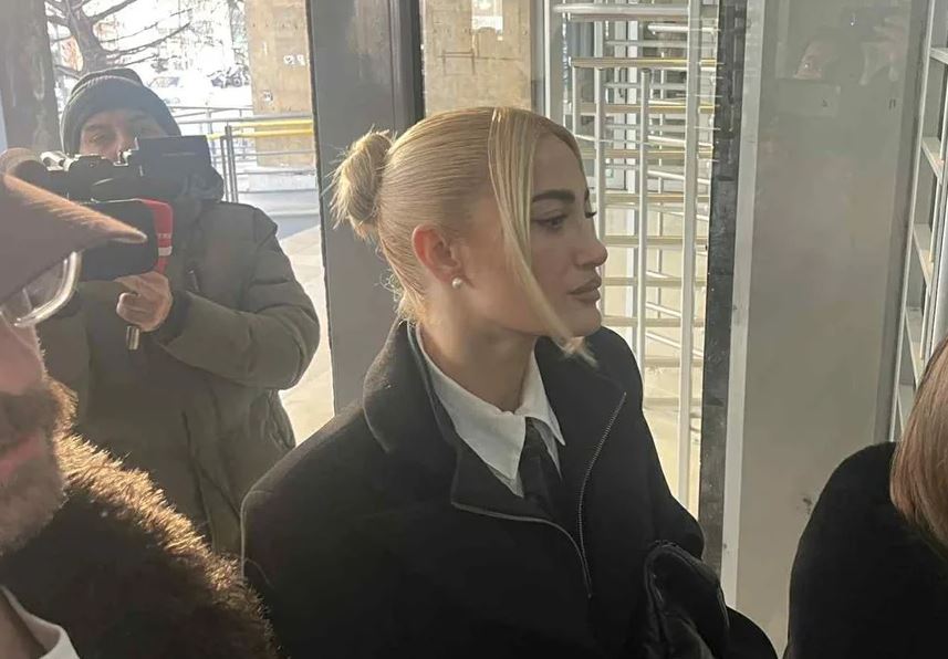 Θεσσαλονίκη: Συνεχίζεται η δίκη για το revenge porn με θύμα την Ιωάννα Τούνη – «Σφίγγεται κάθε φορά η καρδιά μου»