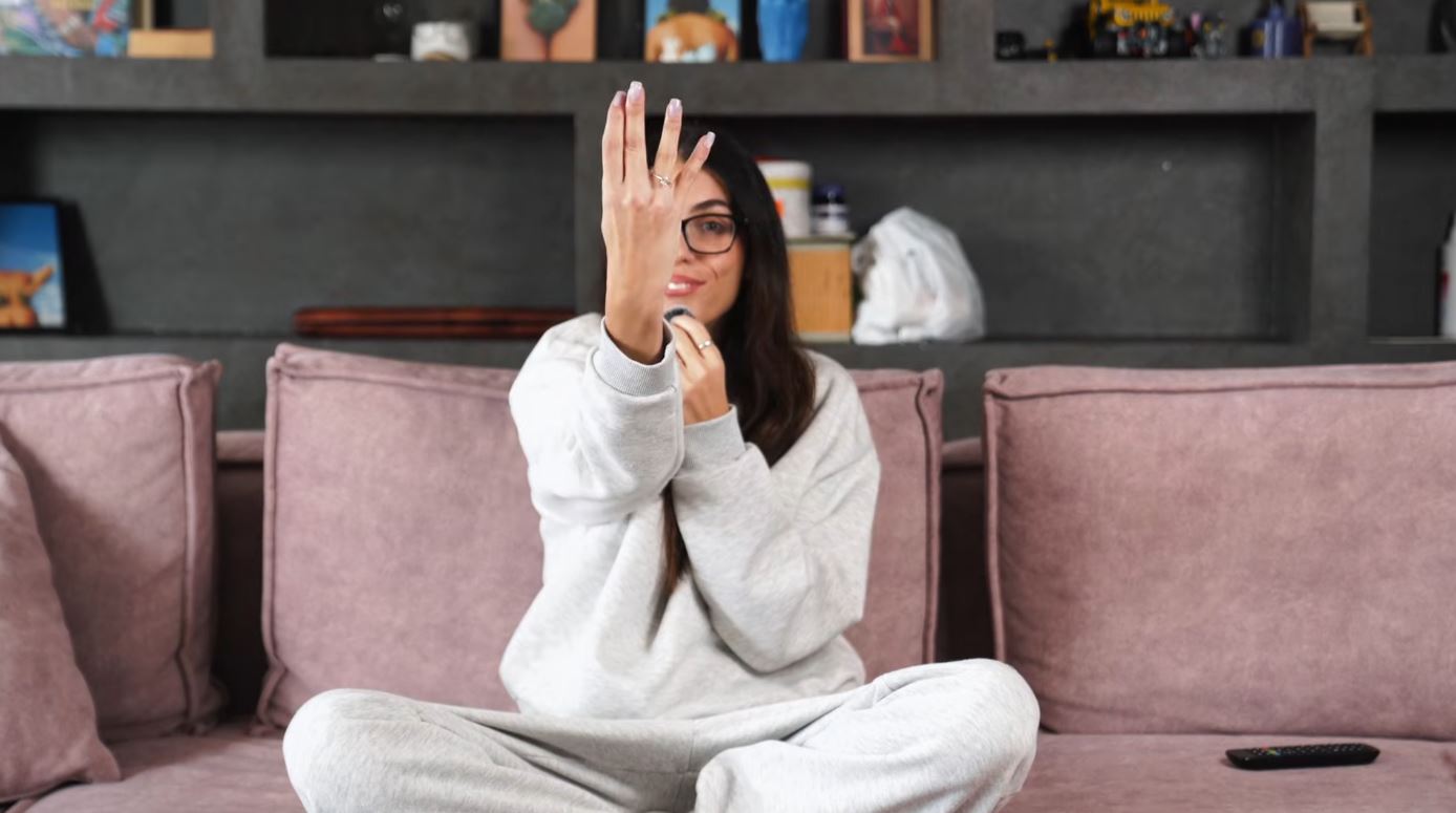 Η Άννα Μαρία Βέλλη δέχτηκε πρόταση γάμου από τον σύντροφό της