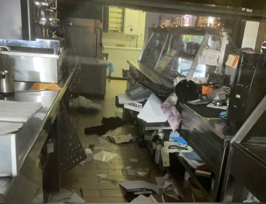 Βόλος- κατάστημα