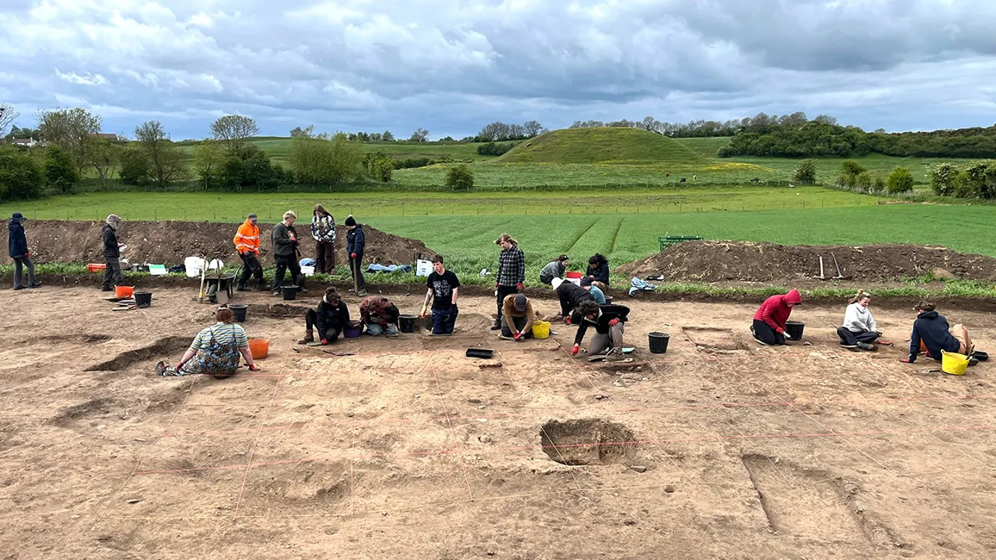Η ραδιοχρονολόγηση με άνθρακα δείχνει ότι το βυνοποιείο προϋπήρχε του Γκόντουινσον, αν και ορισμένα κτίσματα ίσως υπήρχαν κατά τη διάρκεια της ζωής του. (University of York)