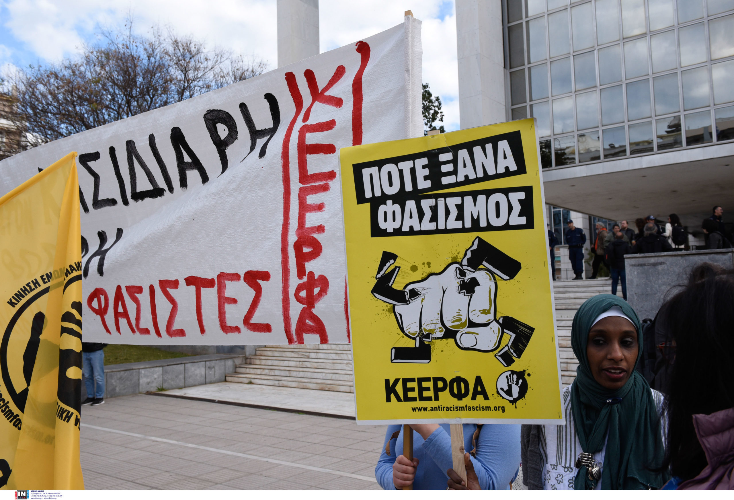 Ποιοι θέλουν ξανά τάγματα εφόδου στους δρόμους