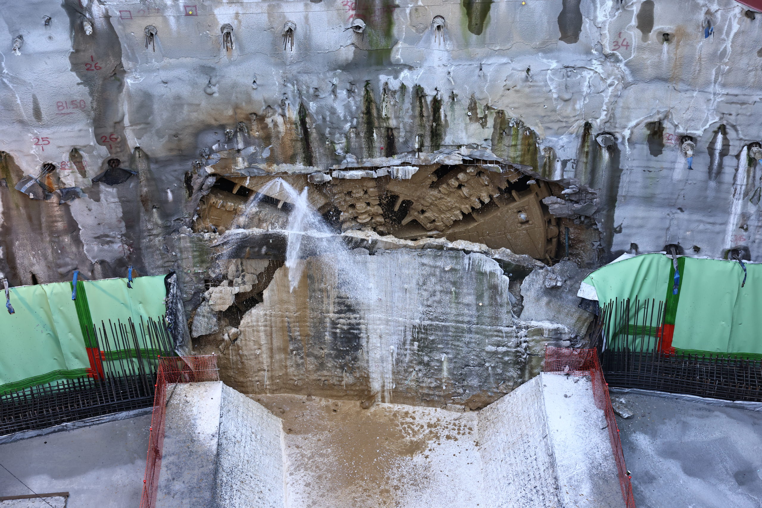 Γραμμή 4 του Μετρό – LIVE: Η άφιξη του μετροπόντικα στον Ευαγγελισμό