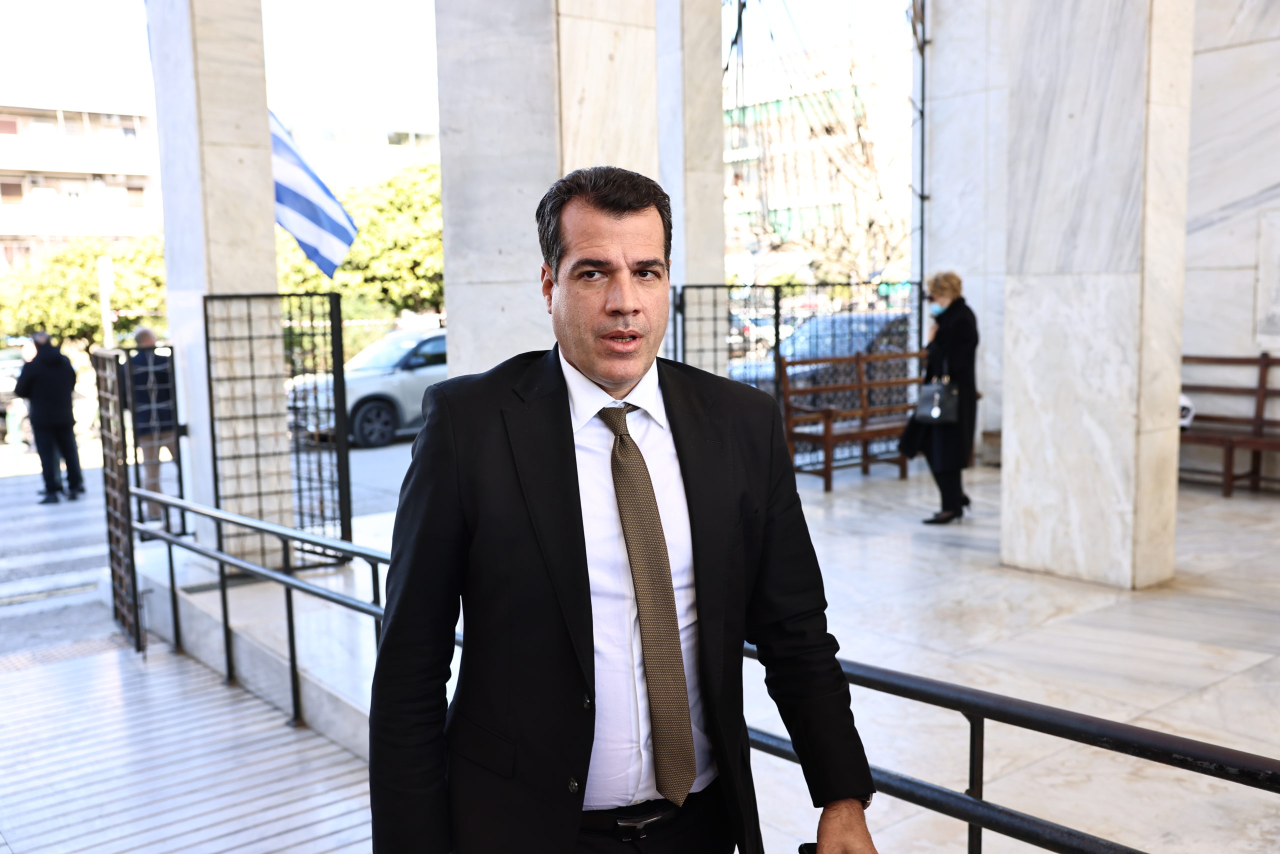 ΕΞΟΔΙΟΣ ΑΚΟΛΟΥΘΙΑ ΤΗΣ ΠΡΩΗΝ ΠΡΟΕΔΡΟΥ ΤΗΣ ΒΟΥΛΗΣ ΑΝΝΑΣ ΨΑΡΟΥΔΑ - ΜΠΕΝΑΚΗ