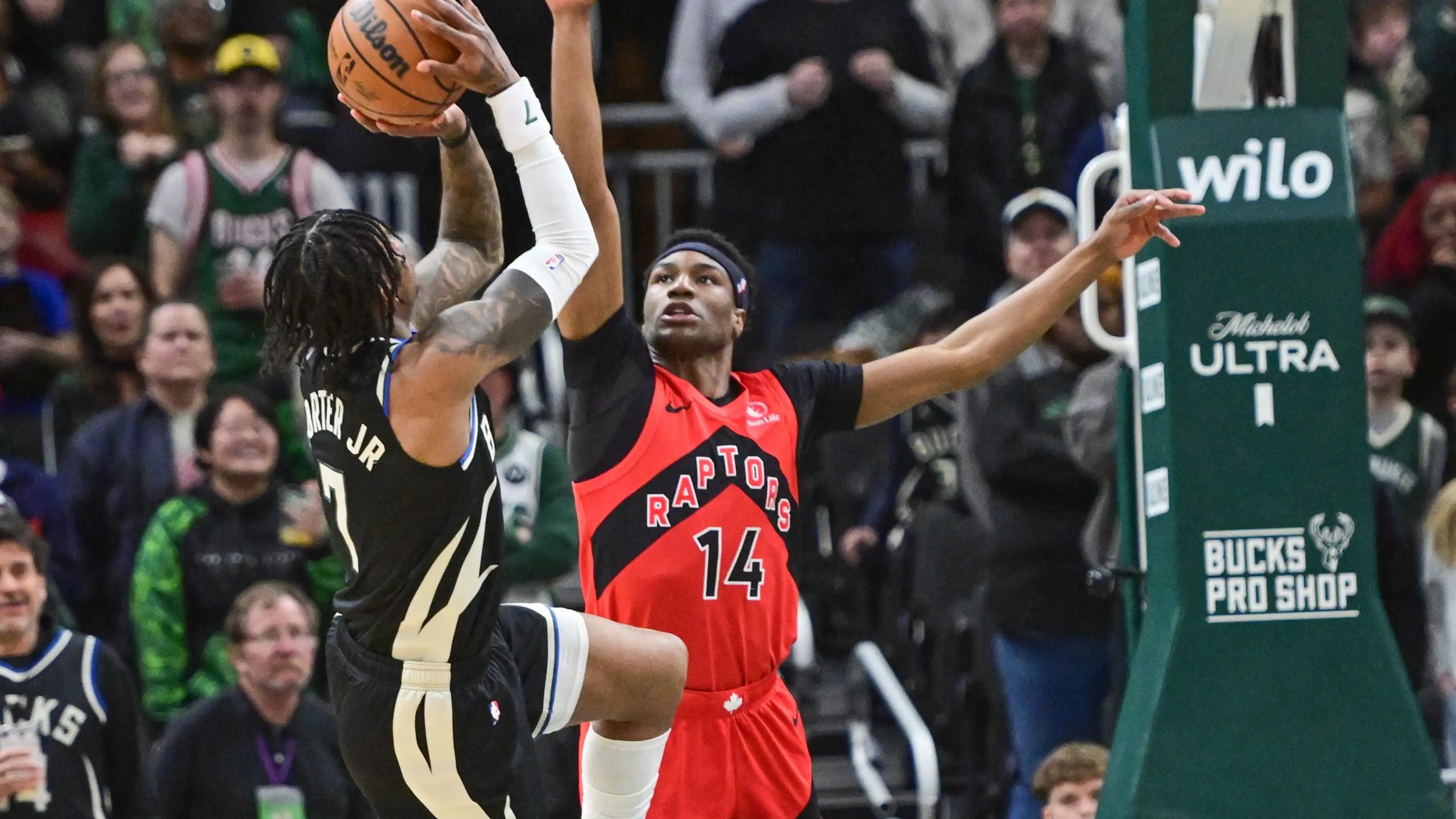 Μιλγουόκι Μπακς – Τορόντο Ράπτορς