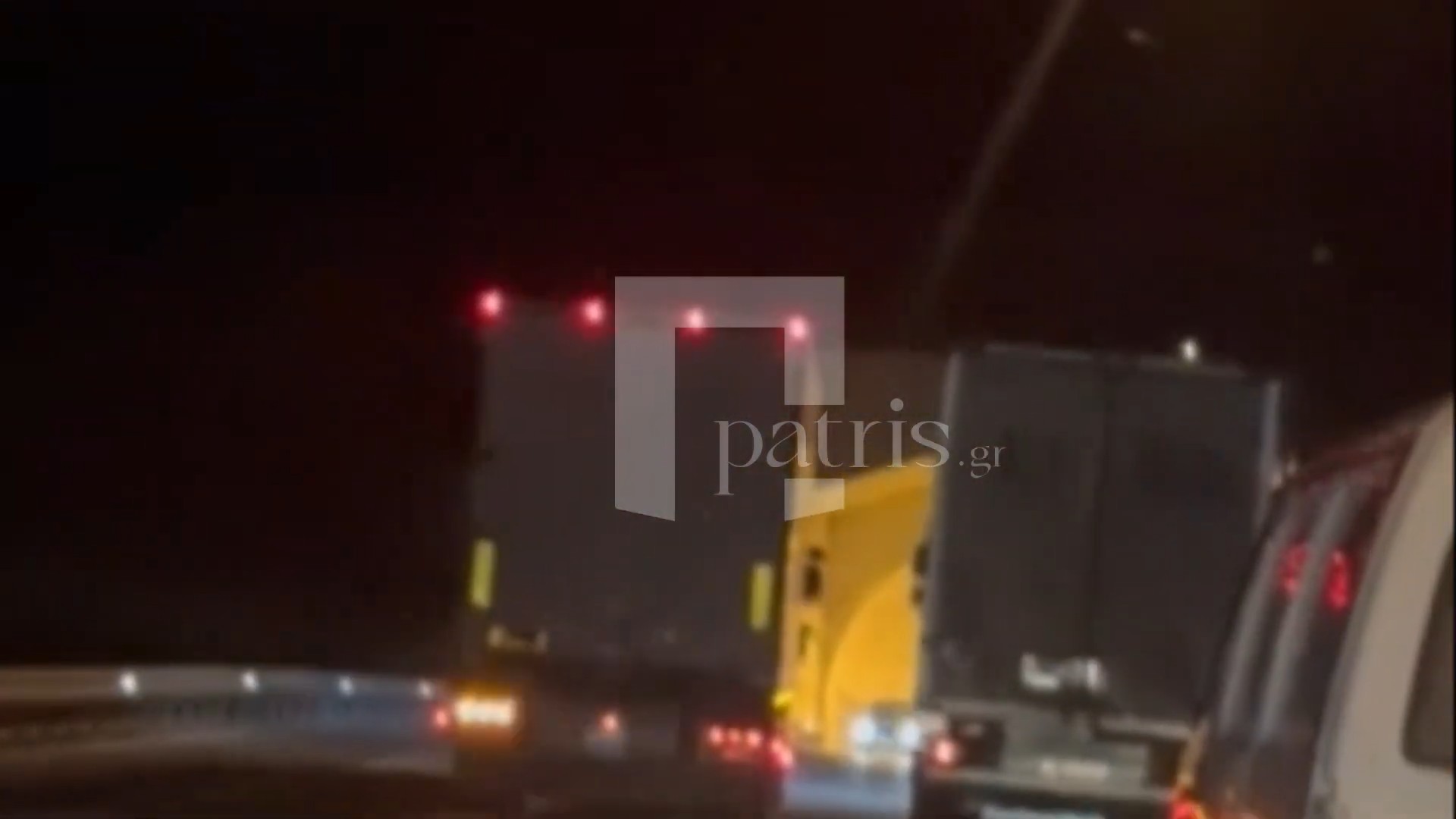 Ηράκλειο: Νταλίκα επιχείρησε επικίνδυνη προσπέραση πριν από την είσοδο τούνελ – Δείτε βίντεο