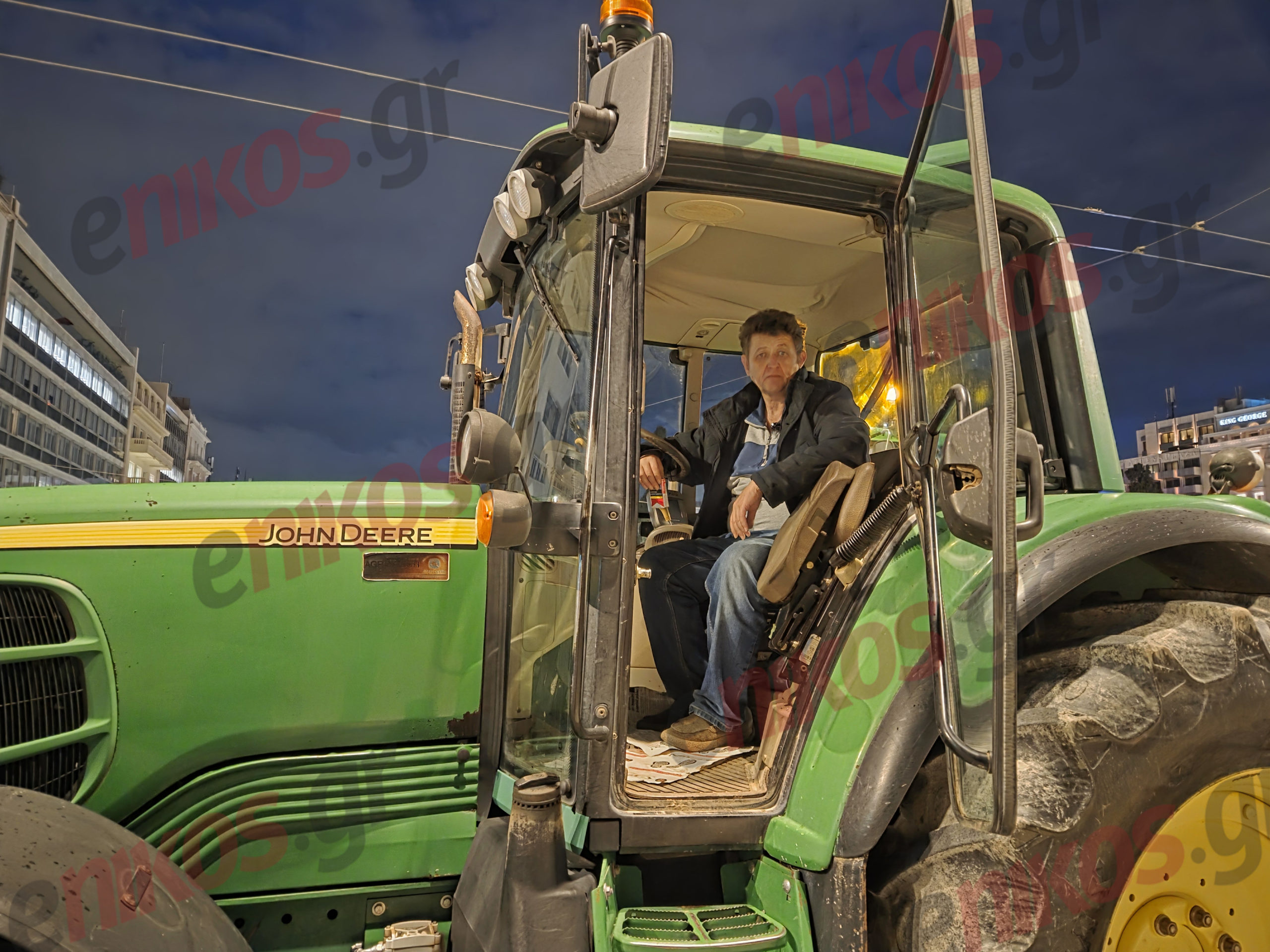 Αγρότες, τρακτέρ, Σύνταγμα, Χαρίλαος Σκόδρας