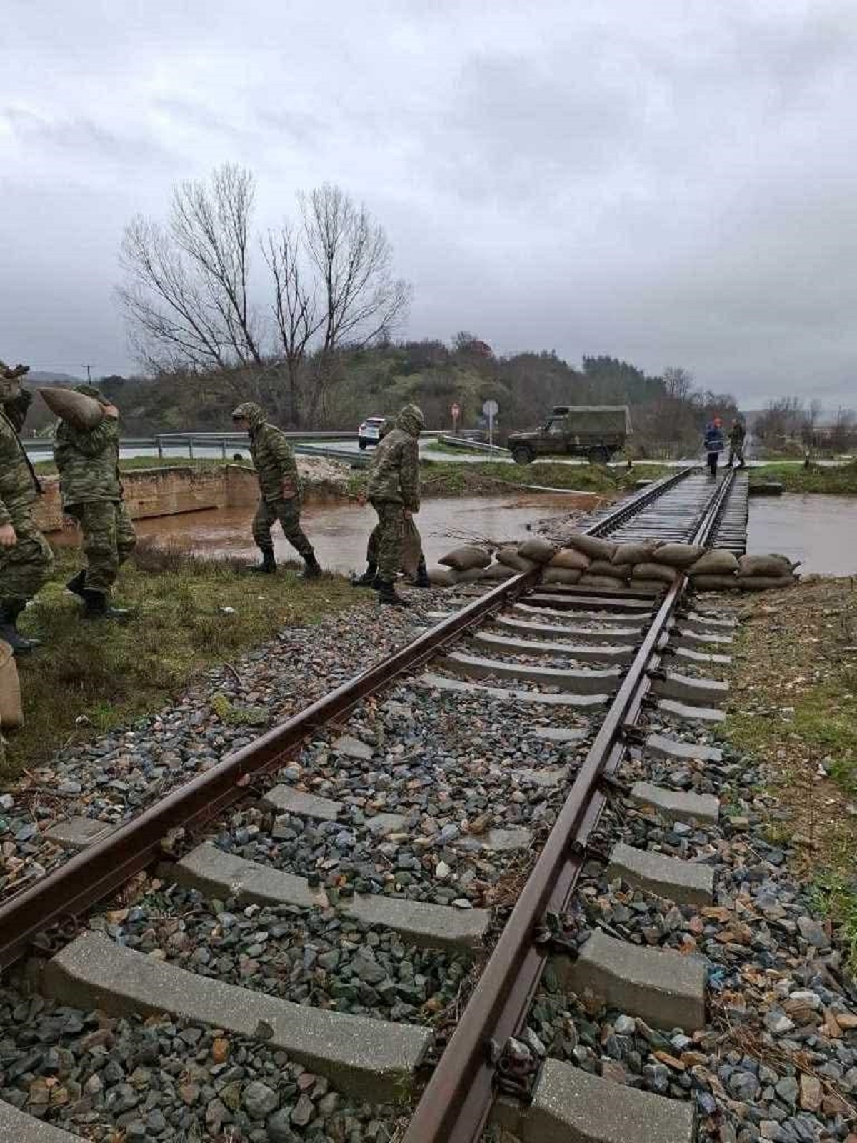 Έβρος, Στρατός, αναχώματα