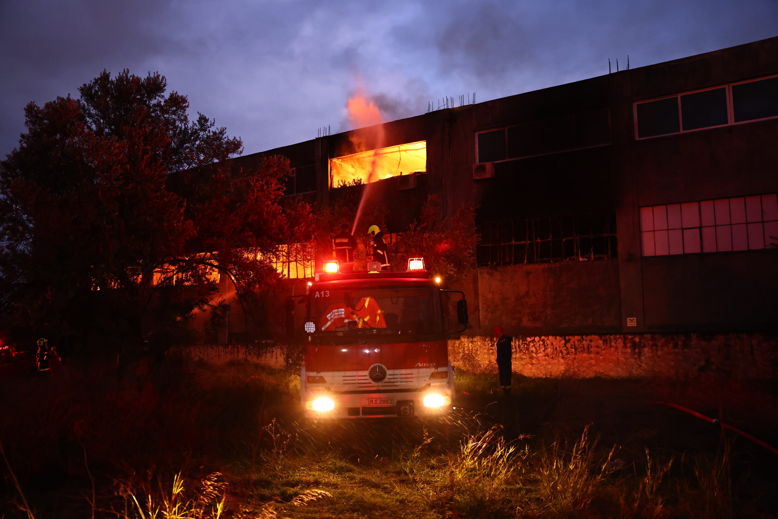 φωτιά Zakcret Σπάτα