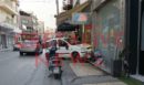 Ηράκλειο: Μεθυσμένος οδηγός «καρφώθηκε» σε σταθμευμένο όχημα και κατέληξε σε τζαμαρία μίνι μάρκετ - ΒΙΝΤΕΟ