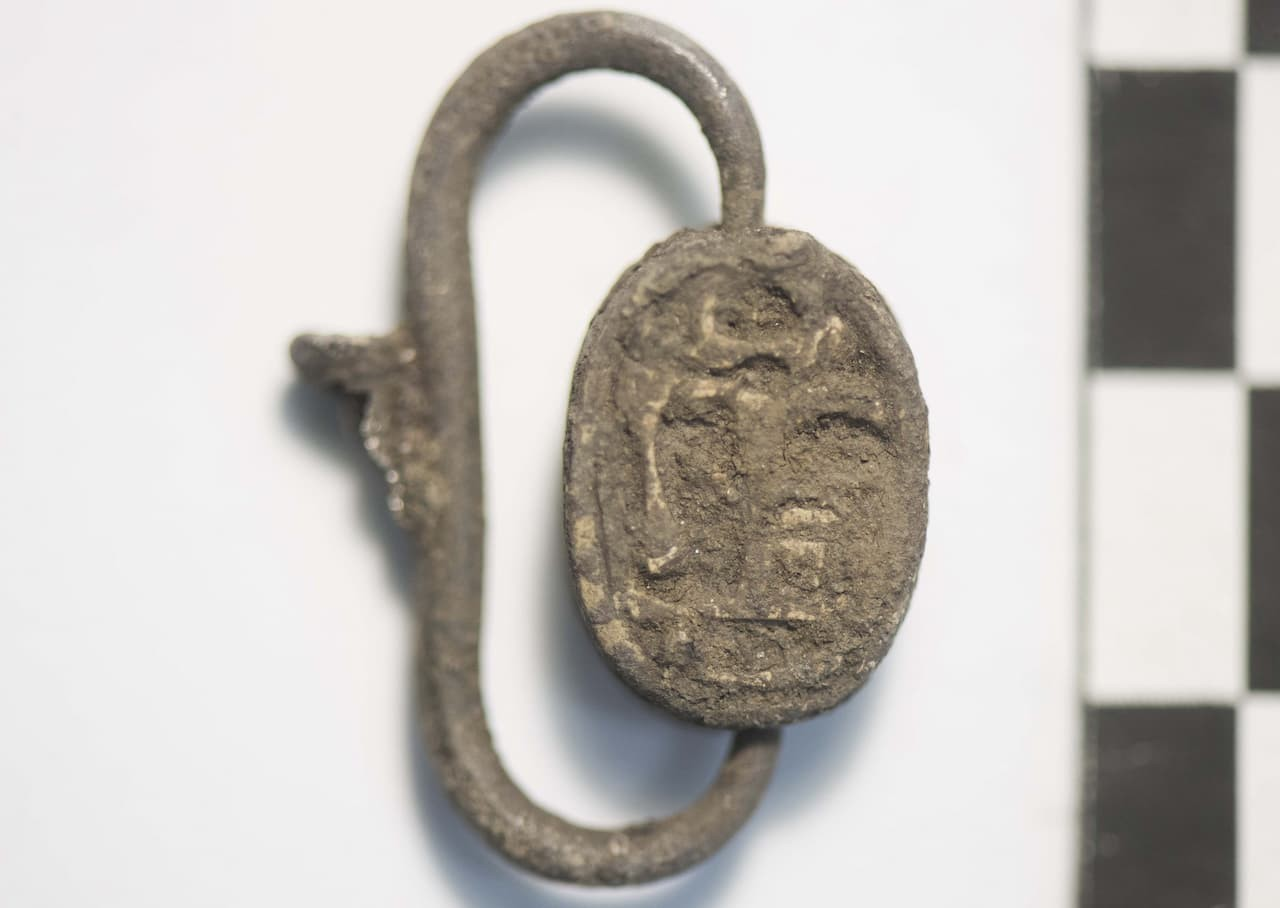 Ο φοινικικός σκαραβαίος-σφραγίδα που βρέθηκε στη Σαρδηνία. Πηγή: Εφορεία Αρχαιολογίας, Καλών Τεχνών και Τοπίου του Κάλιαρι