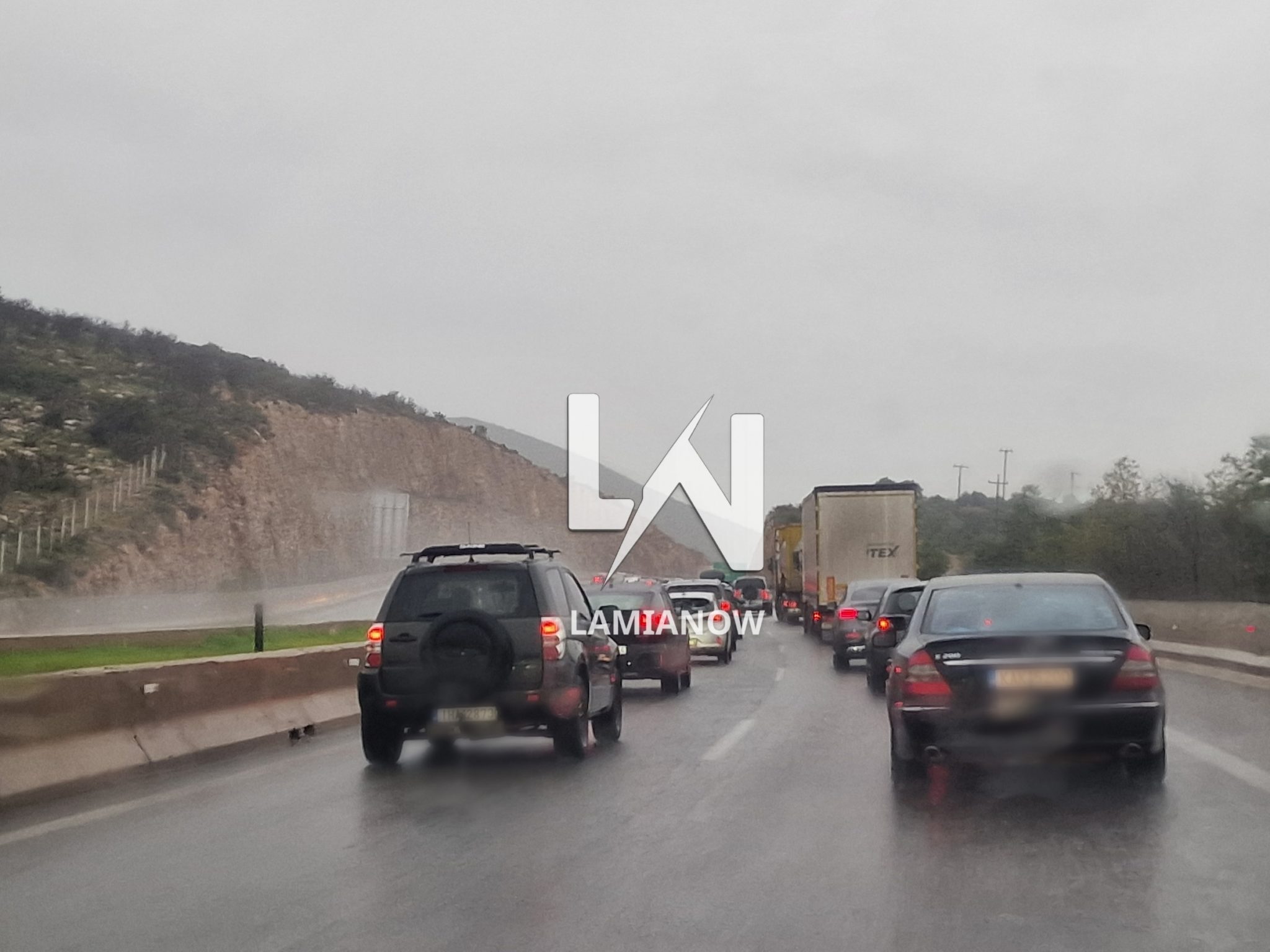 ουρές ΙΧ στην Αθηνών-Λαμίας