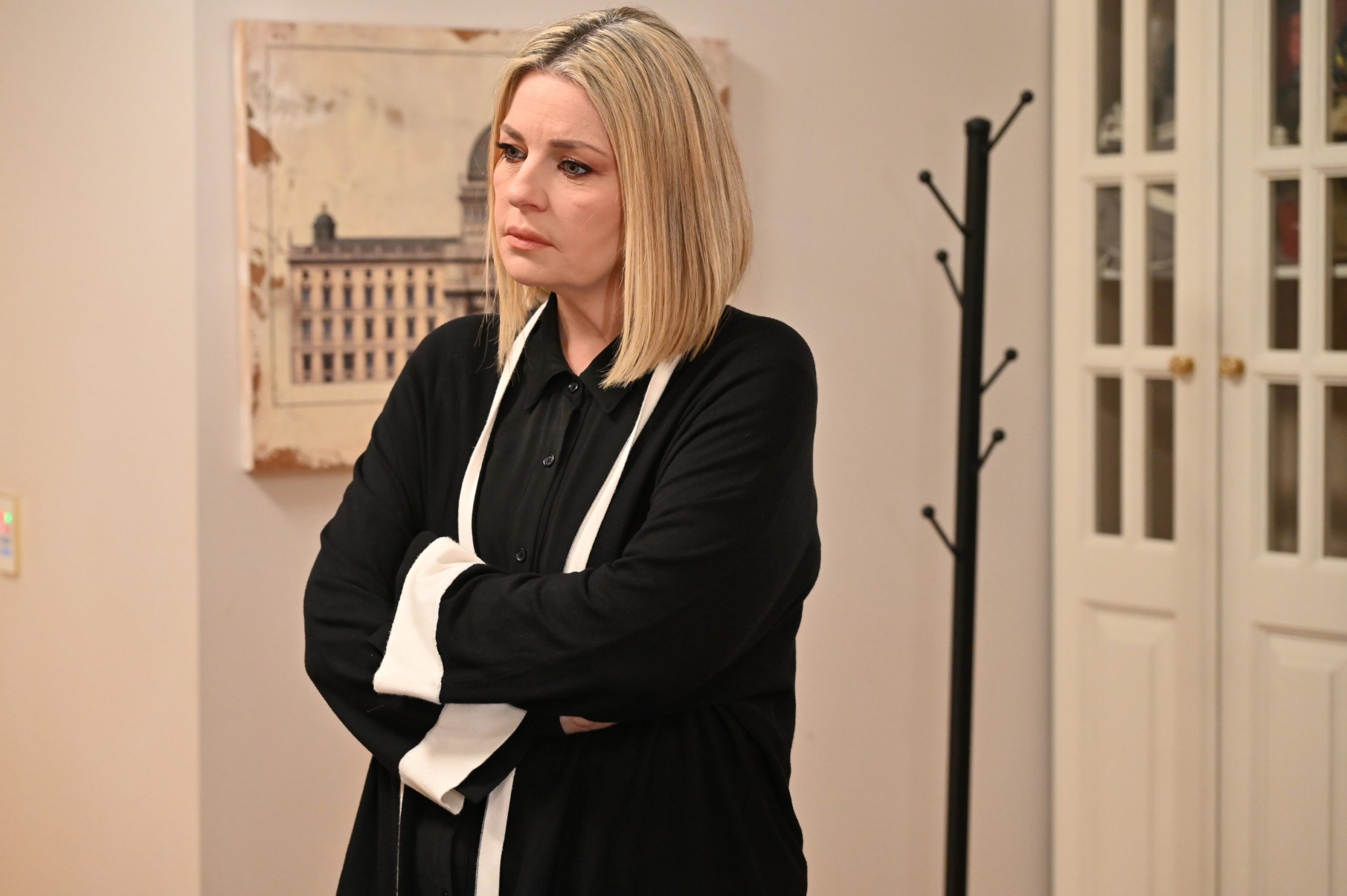 Να μ' αγαπάς