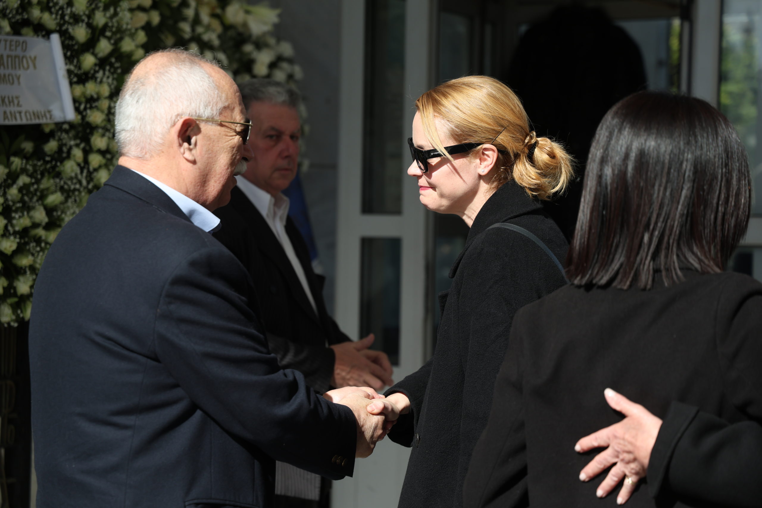 Κηδεία Παπαληγούρας