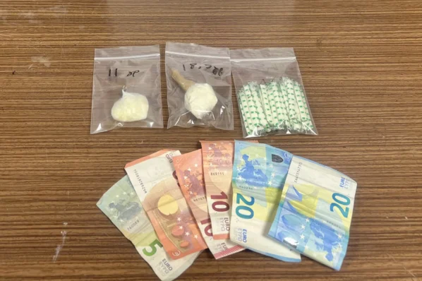 Φυλακές, Χρηματικό ποσό, Έφοδος