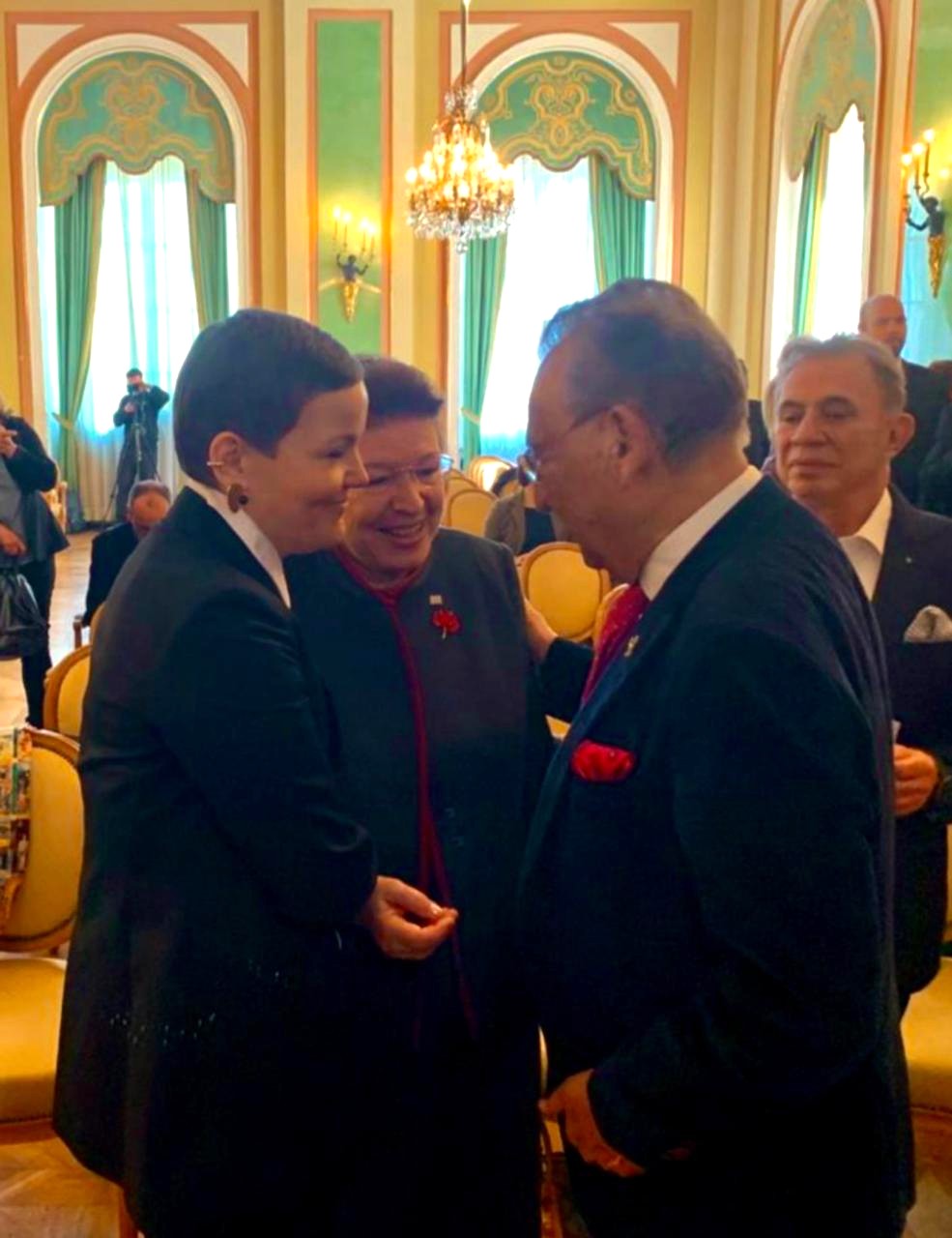 Λίνα Μενδώνη