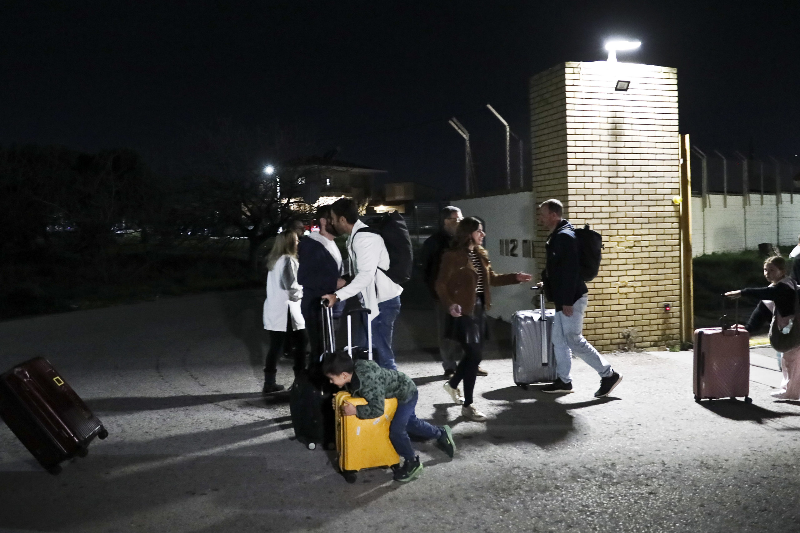 ΕΠΙΒΑΤΕΣ ΕΛΕΥΣΙΝΑ