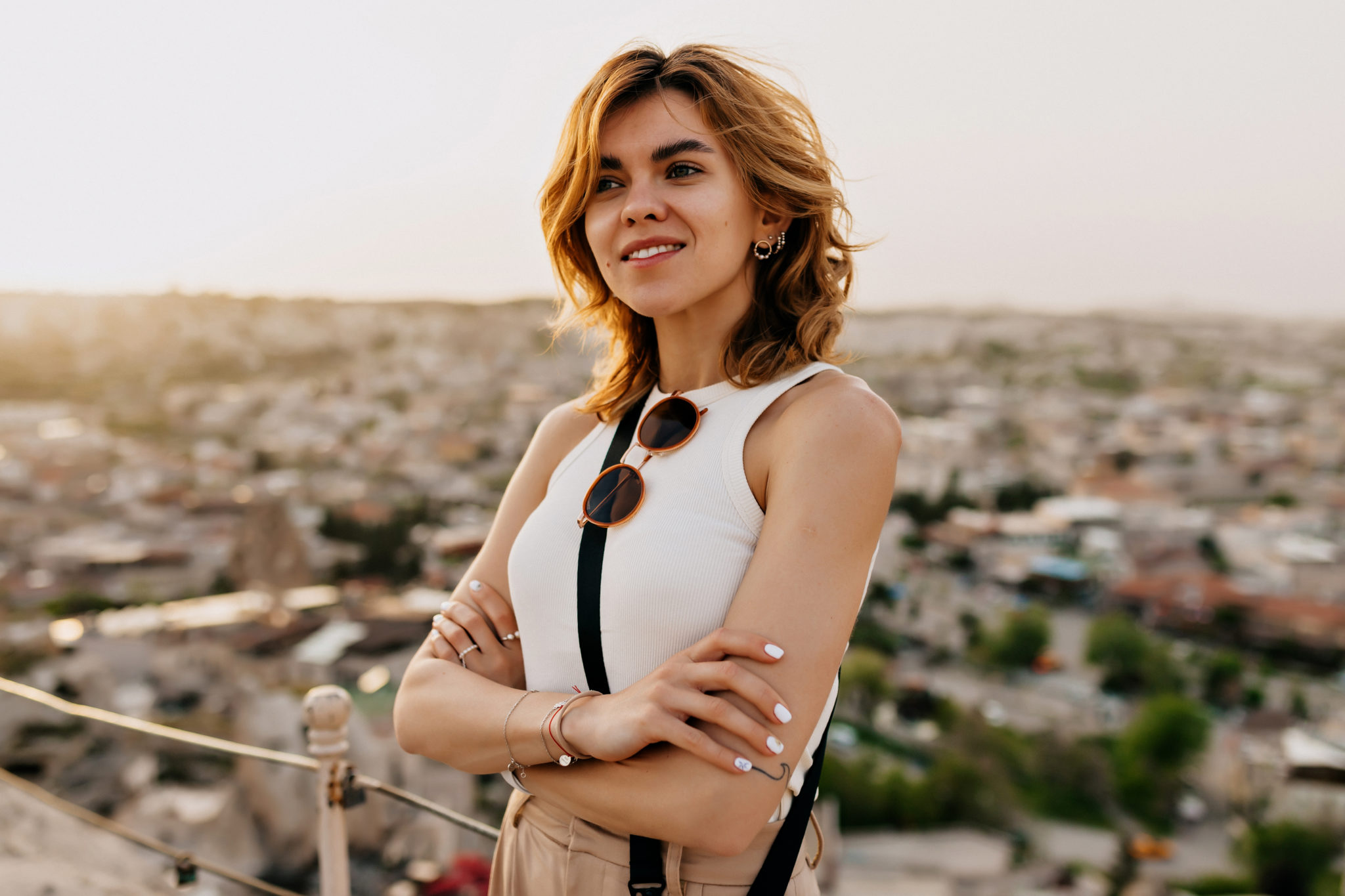 Έχει την απαίτηση από την κοπέλα του να κάνει τεστ γονιμότητας - "αλλιώς δεν πρόκειται να μου κάνει πρόταση γάμου το καλοκαίρι". Φωτογραφία: Freepik