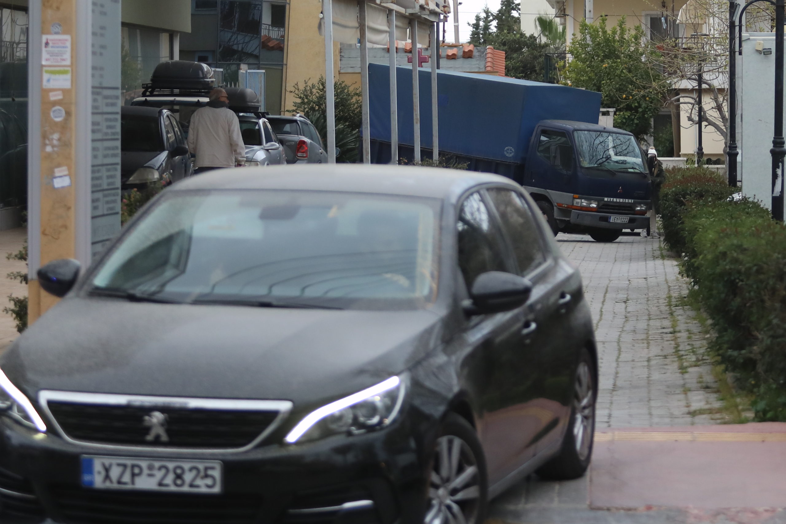 ΕΛΑΣ, επιχείρηση, γκαλερί, Κολωνάκι