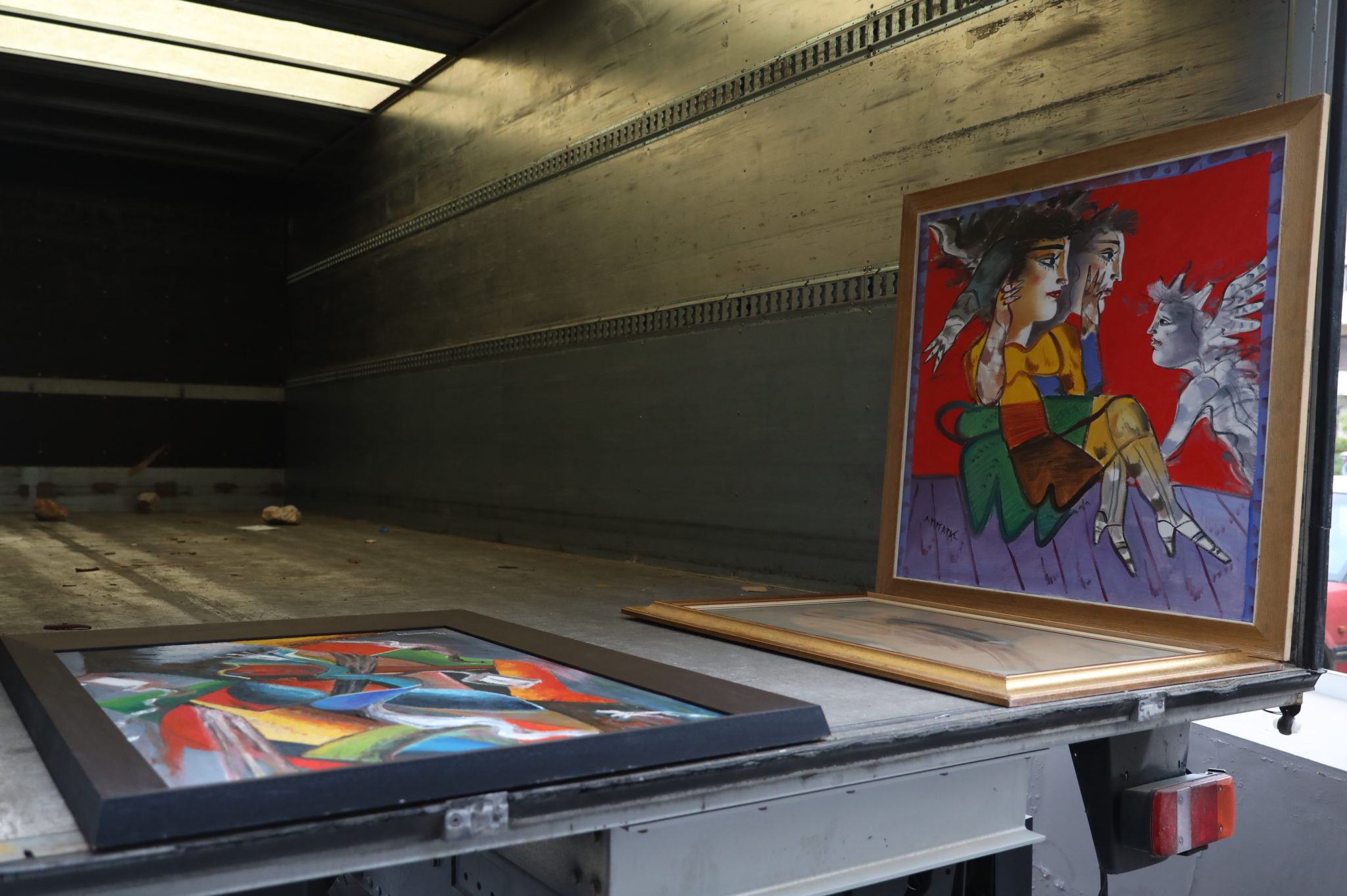 ΕΛΑΣ, Γλυφάδα, Γκαλερί