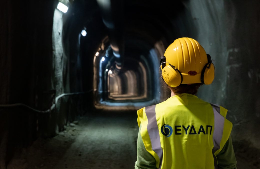 Παγκόσμια Ημέρα Νερού: Πώς η ΕΥΔΑΠ θωρακίζει τον «γαλάζιο χρυσό» της Αττικής με το βλέμμα στις επόμενες γενιές