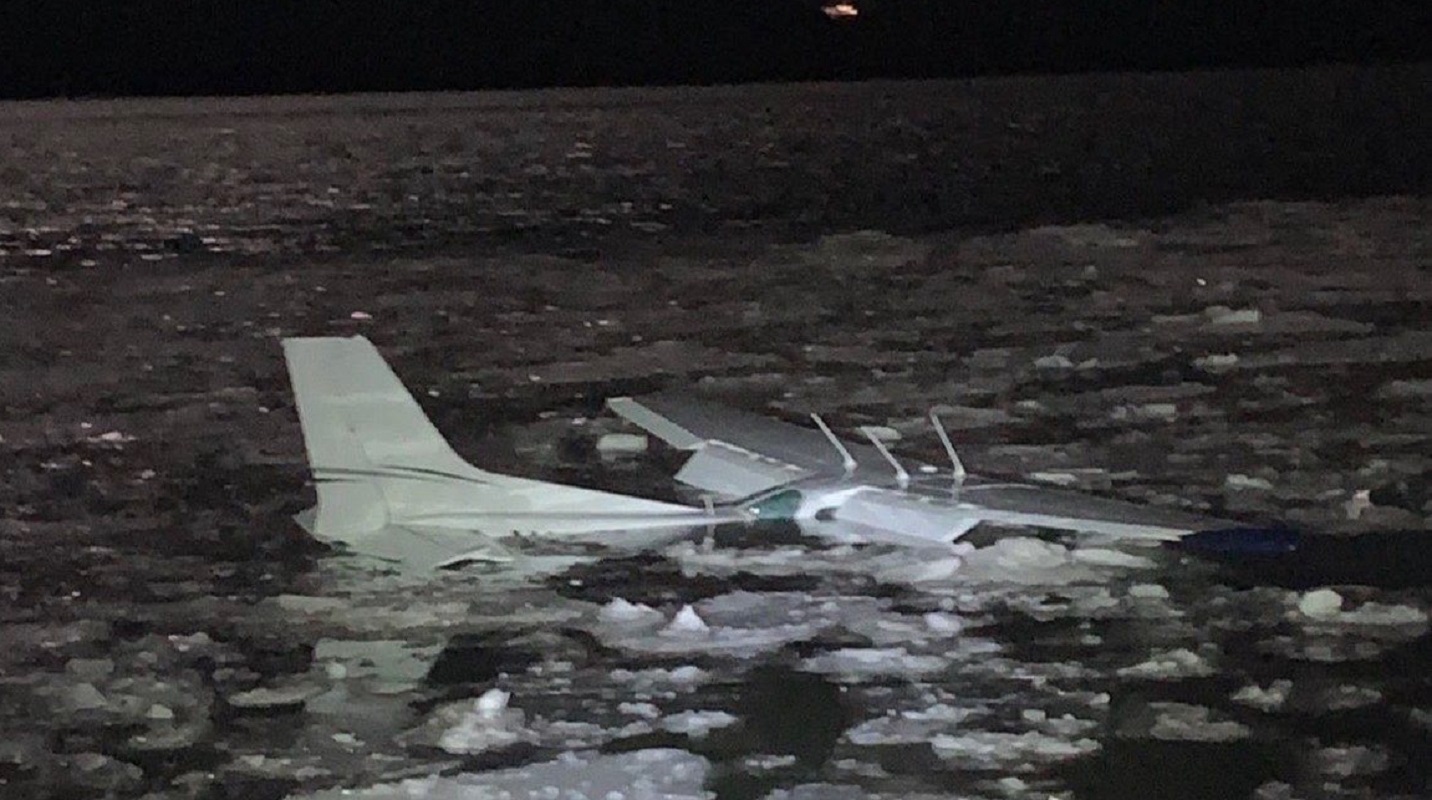 Χάντσον, ποταμός, αεροπλάνο