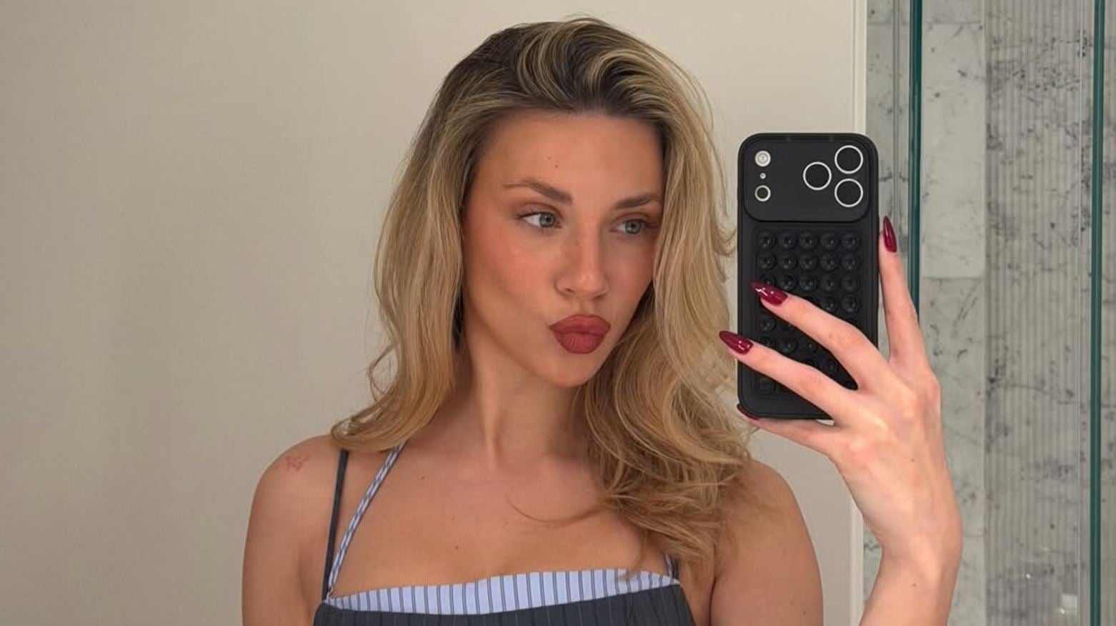 Γαρυφαλλιά Καληφώνη